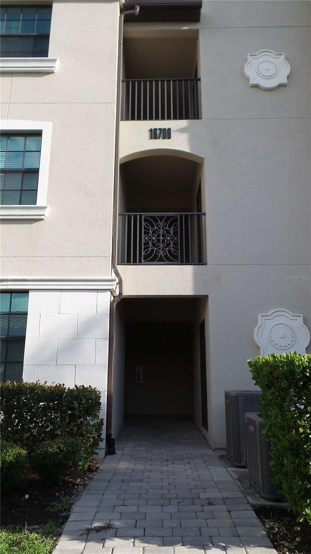 16706 Vardon 302, BRADENTON