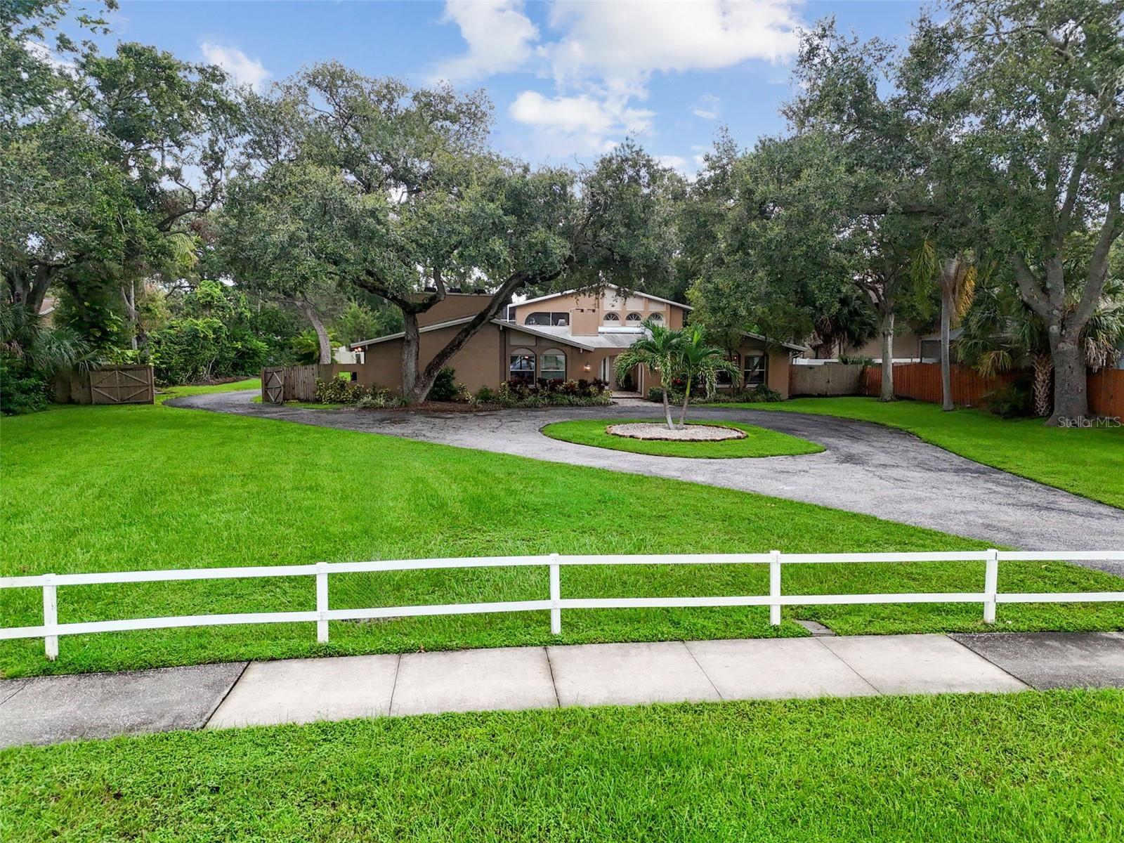 Photo of Listing #TB8426829