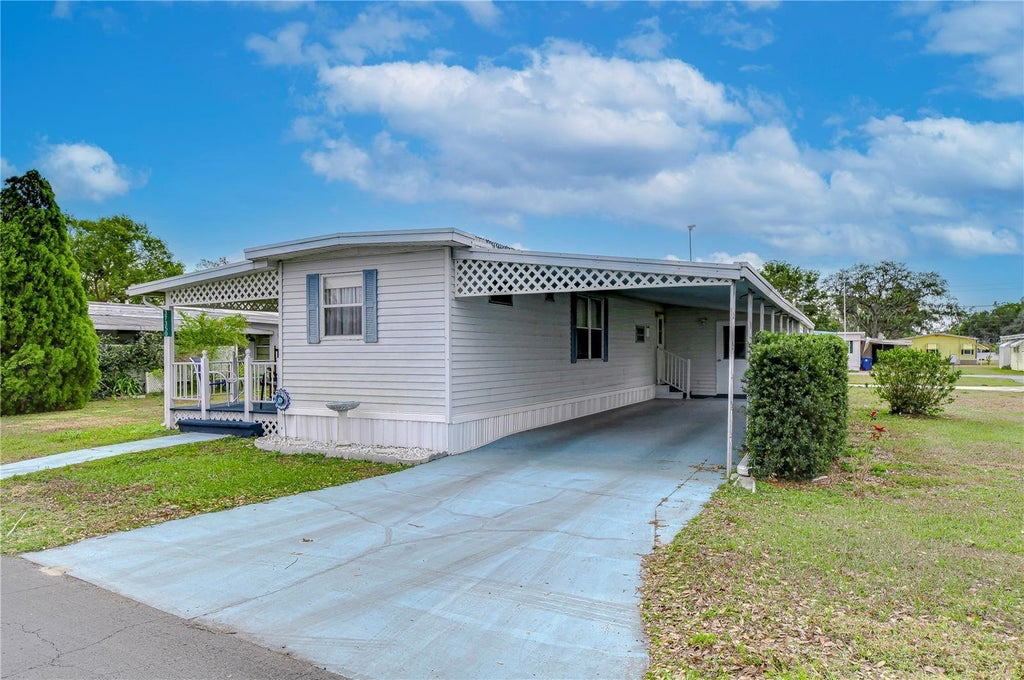 37350 Tropical Drive, ZEPHYRHILLS