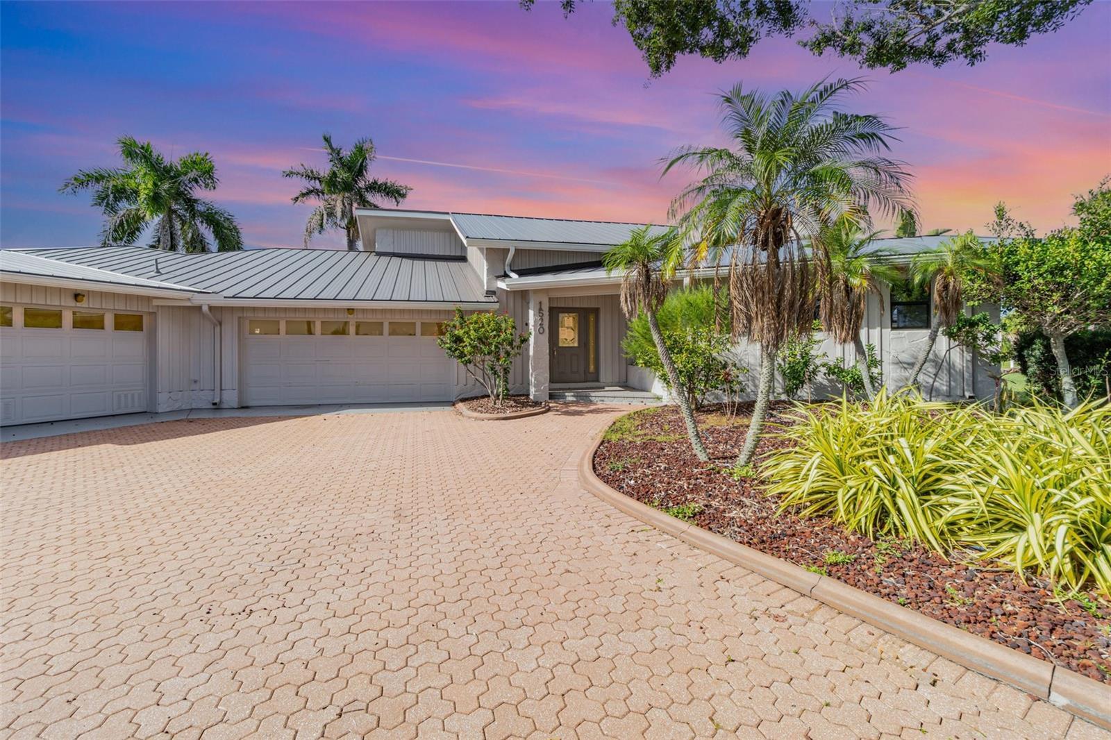 Photo of Listing #TB8433180