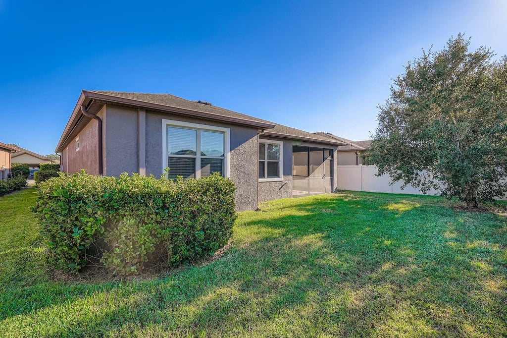 16355 Treasure Point Drive, WIMAUMA