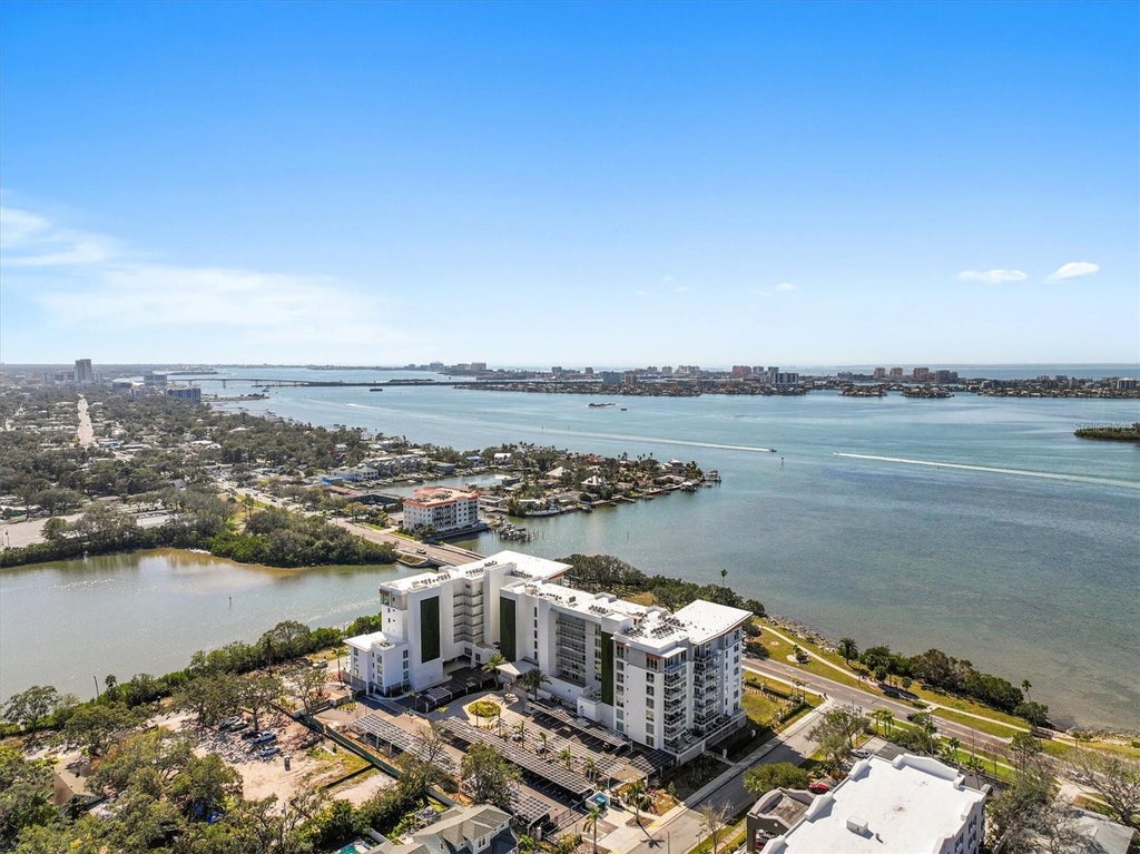 1020 Sunset Point Road 103, CLEARWATER