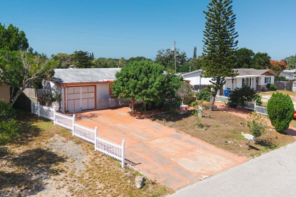 3409 Briar Cliff Drive, HOLIDAY