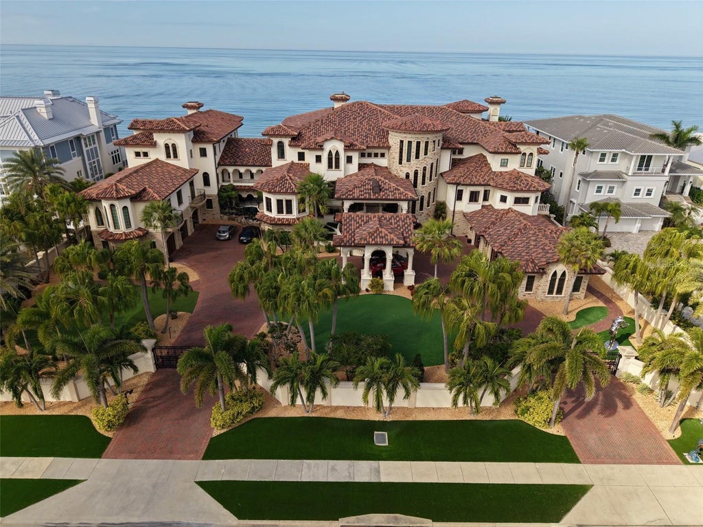 1700 Gulf Boulevard, BELLEAIR BEACH