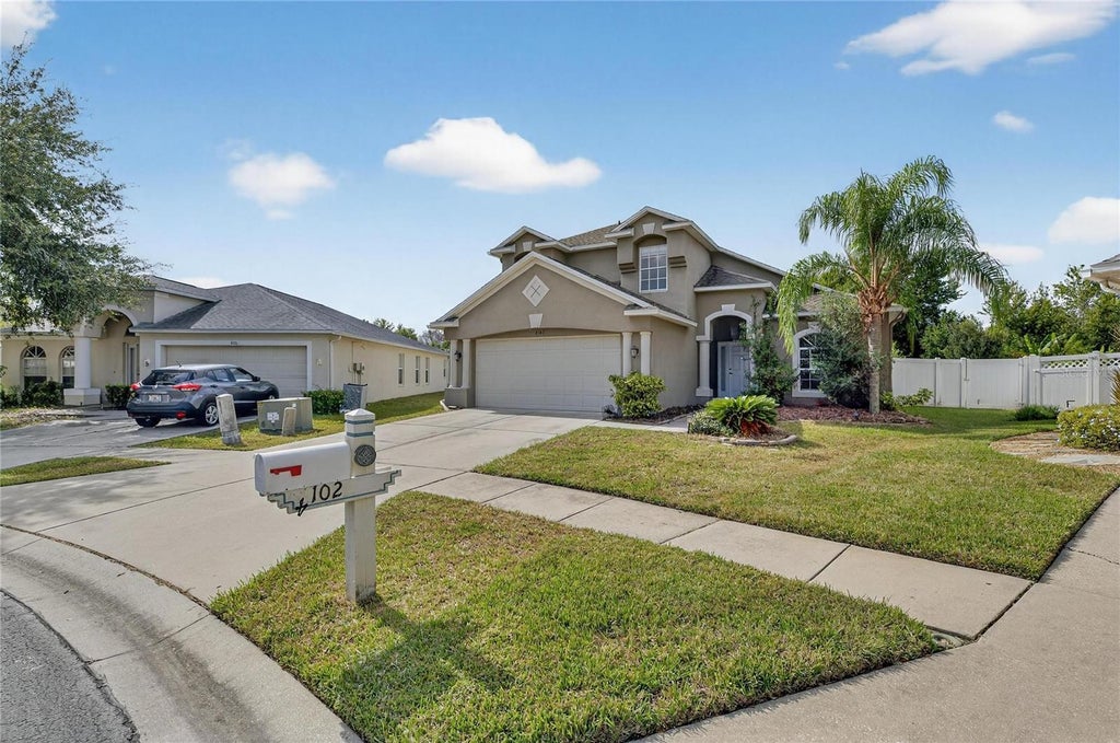4102 Medbury Drive, WESLEY CHAPEL
