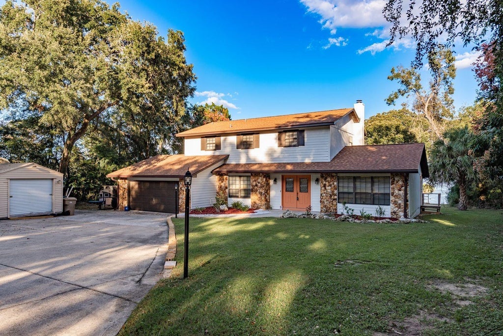 1416 Grove Avenue, LEESBURG