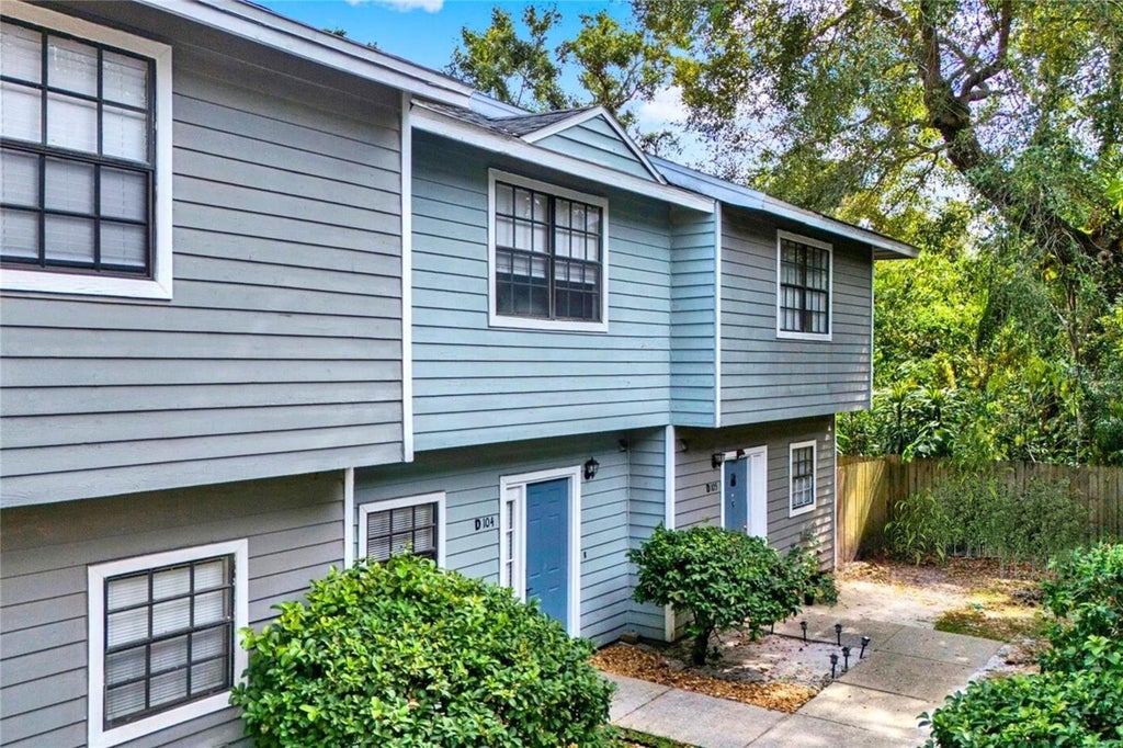 1910 West Sligh Avenue D104, TAMPA