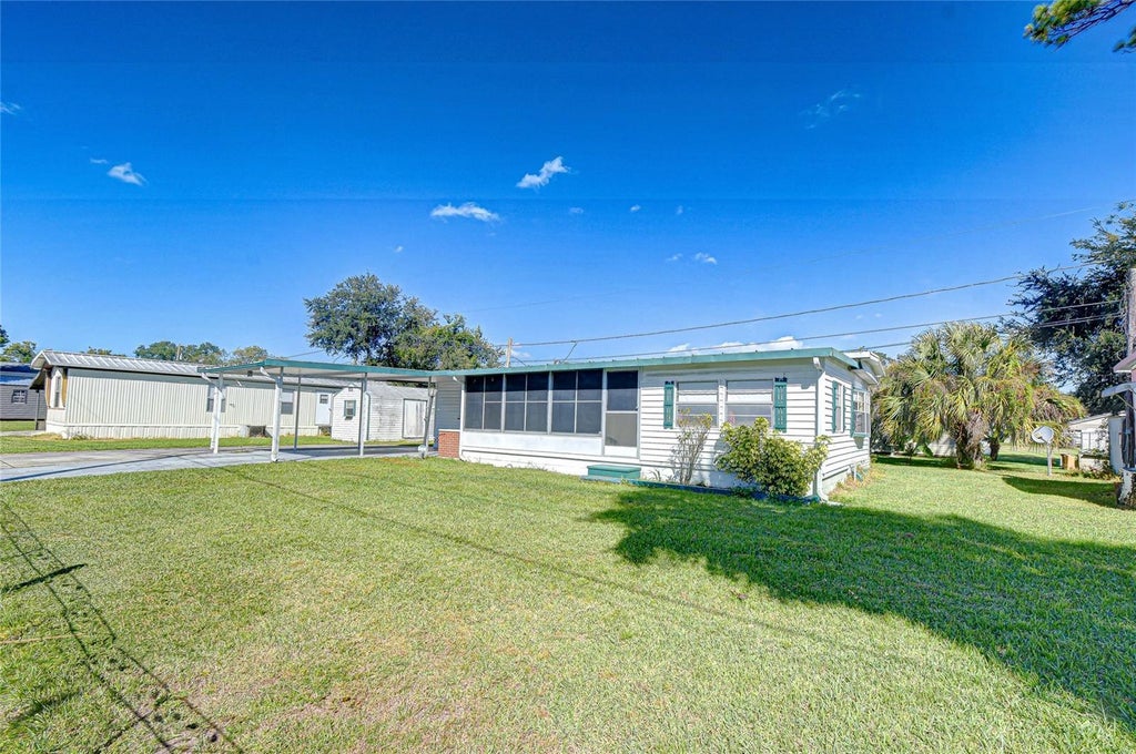 39153 Hillcrest Drive, ZEPHYRHILLS