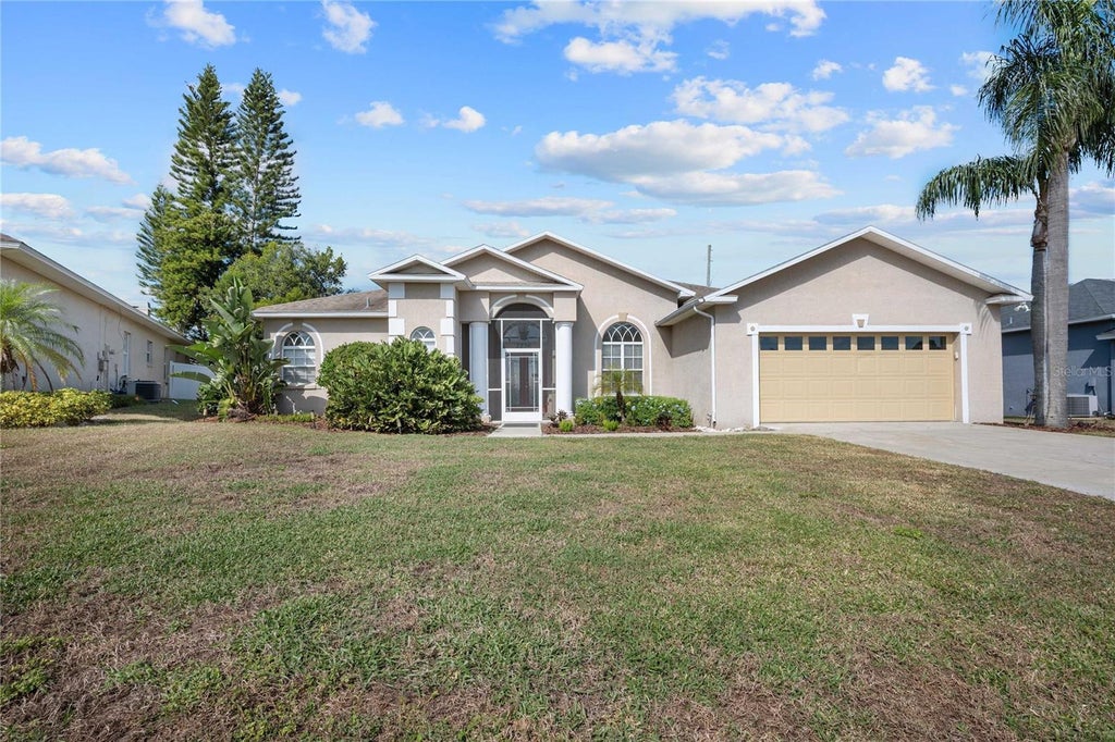 2276 Colony Club Drive, LAKELAND