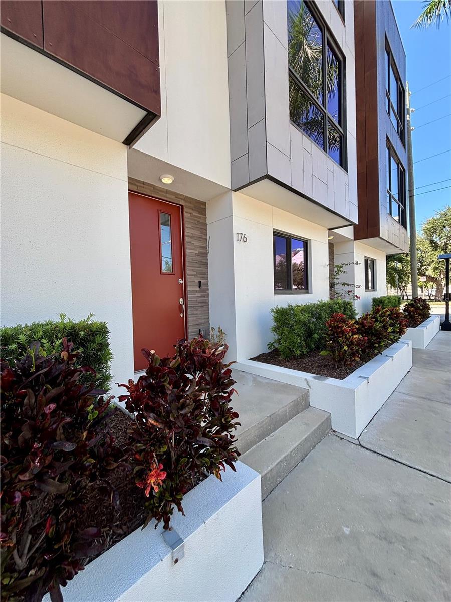 Photo of Listing #TB8444107