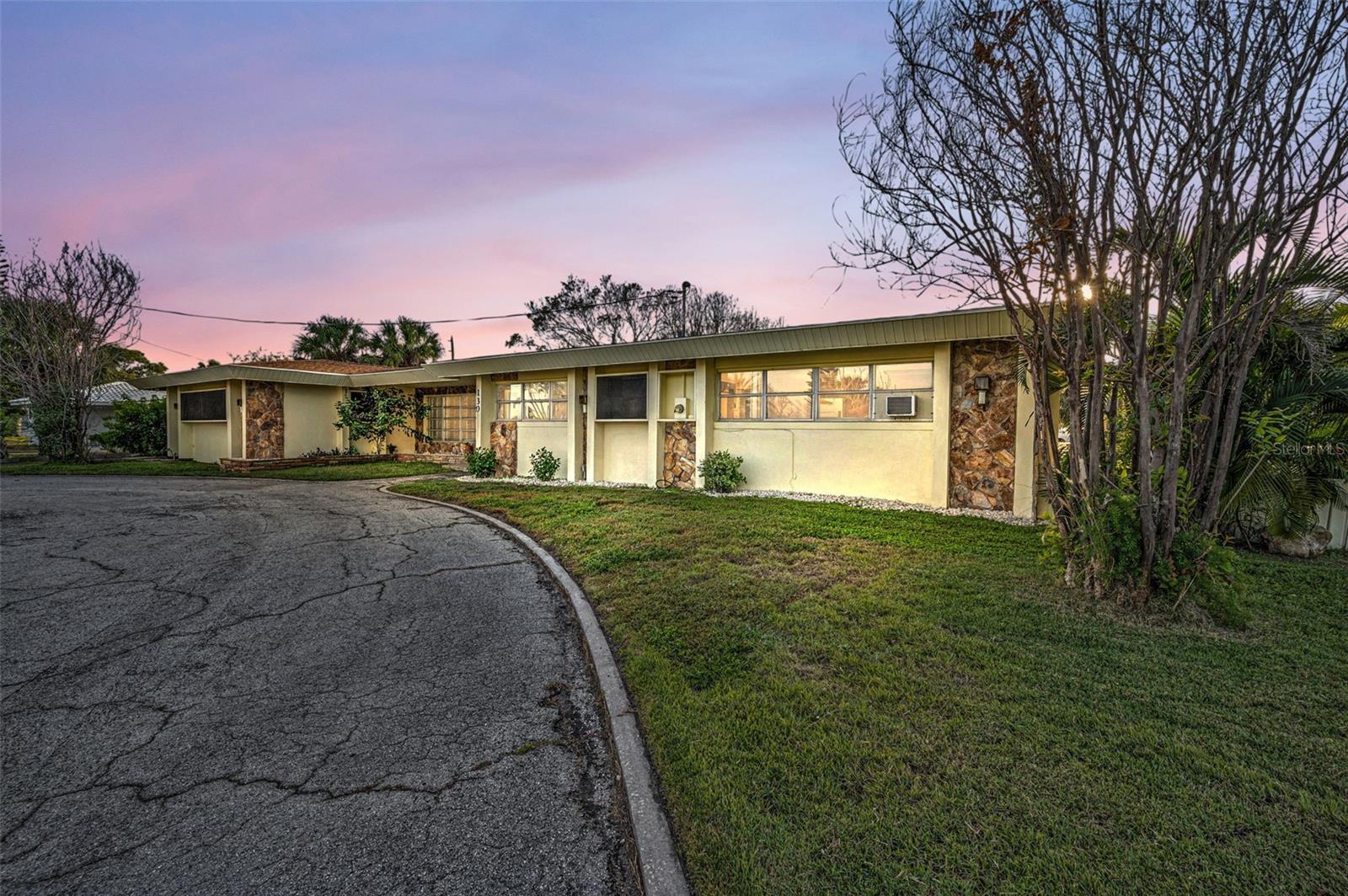 Photo of Listing #TB8446584