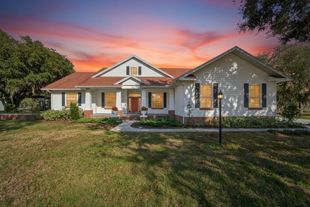 725 Giant Oak Road, LAKELAND
