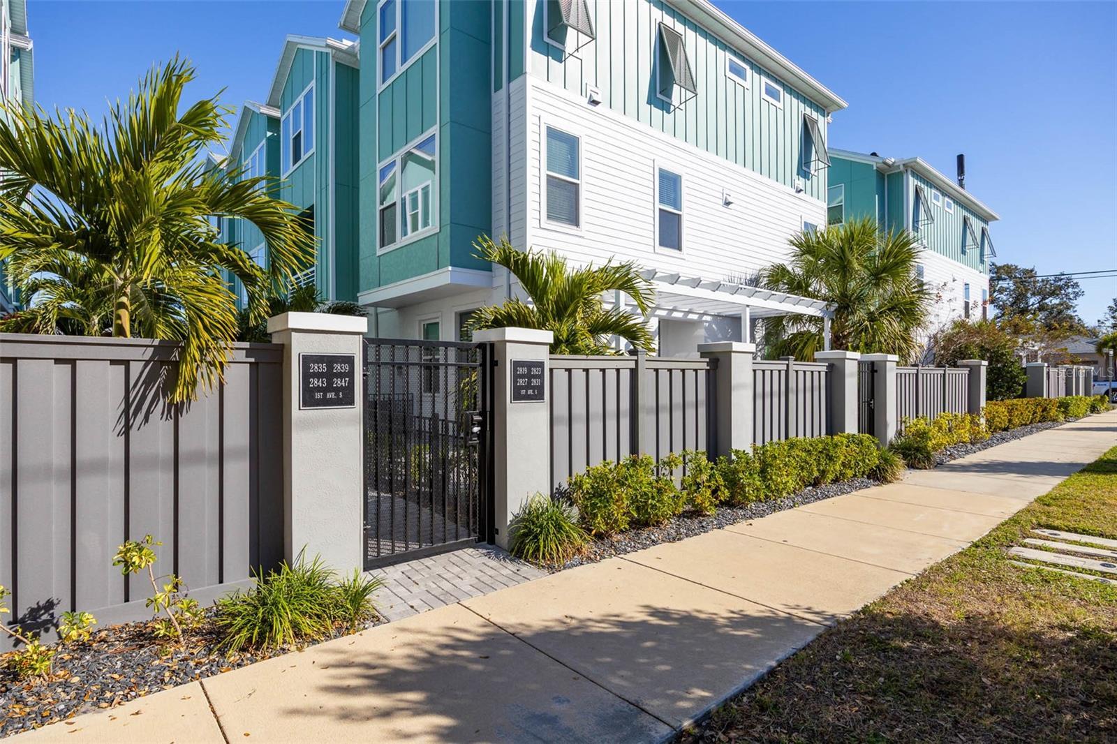 Photo of Listing #TB8470576