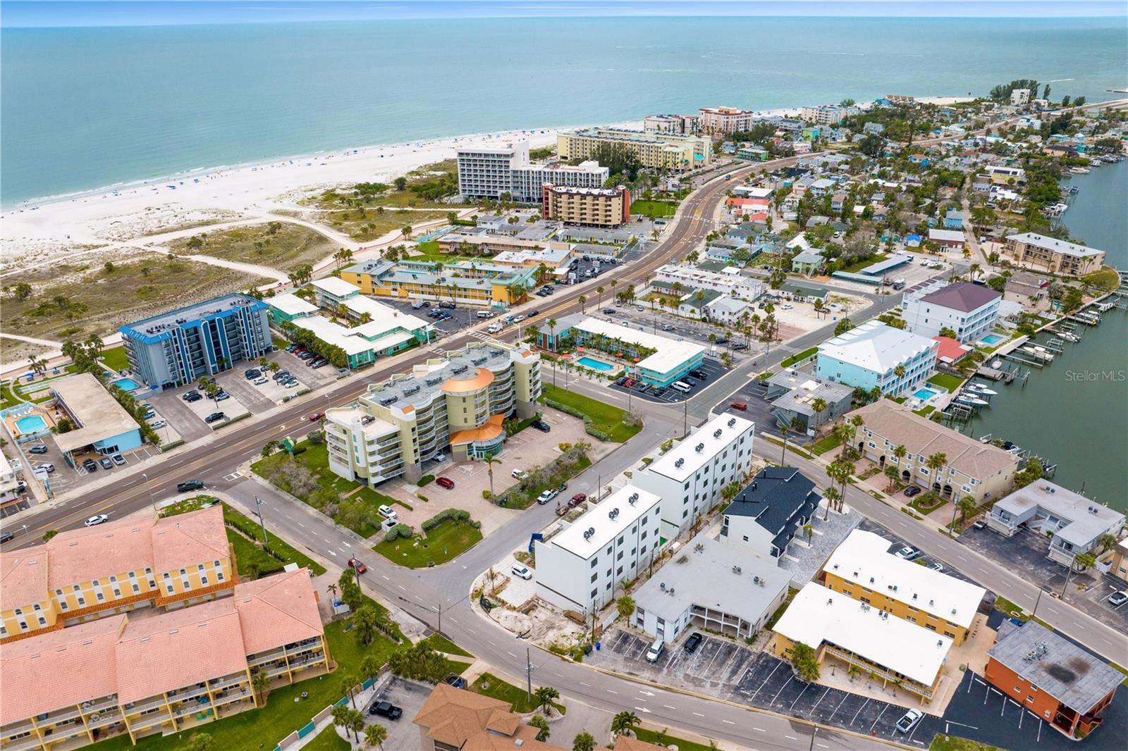 Photo of Listing #U8199313