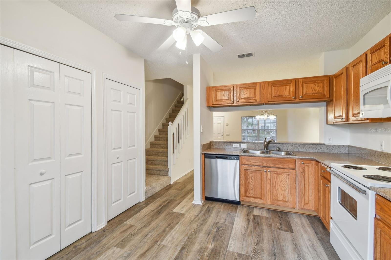 253 Countryside Key Boulevard, OLDSMAR, FL 34677 U8226844 NV Realty Group