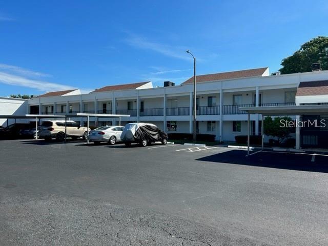 Photo of Listing #U8245357