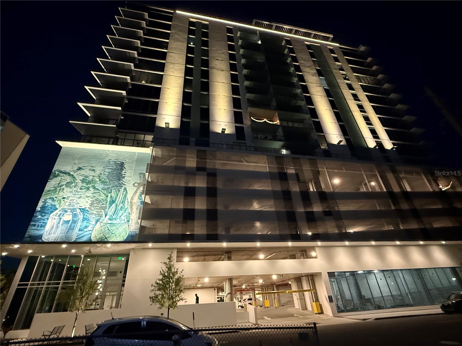 Photo of Listing #U8252597