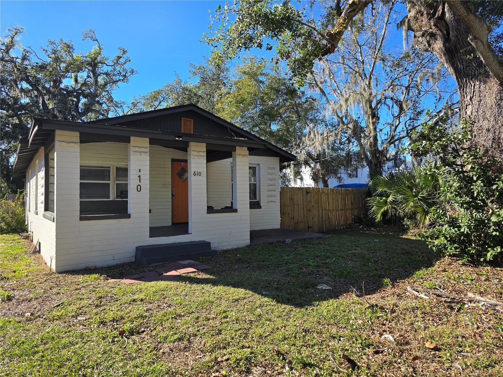 Photo of Listing #V4940182