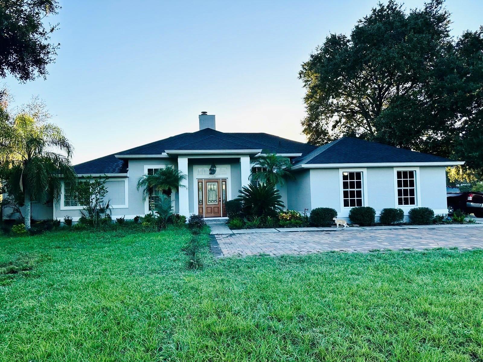 Photo of Listing #V4945399