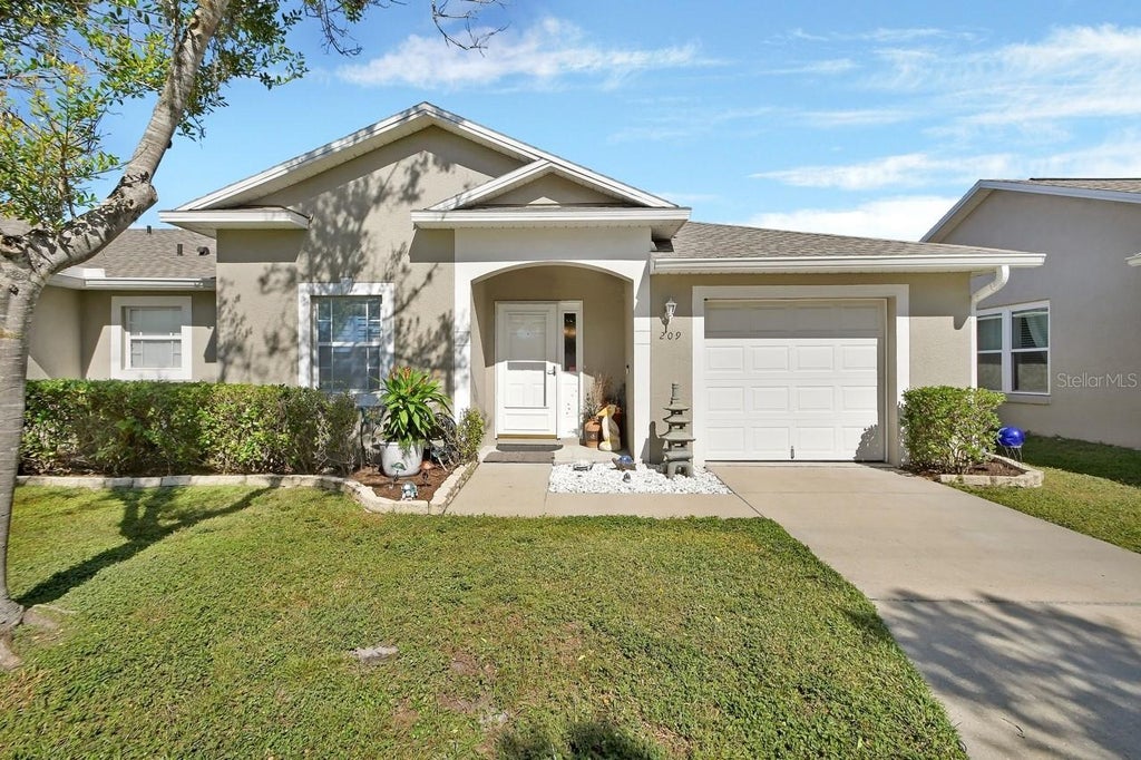 209 Shady Lane Drive 63, DELAND