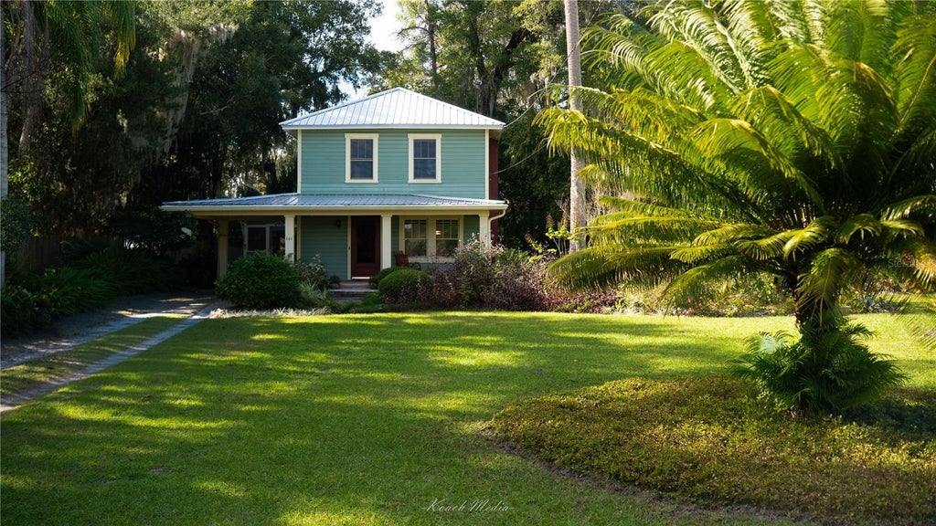 444 North Julia Avenue, DELAND