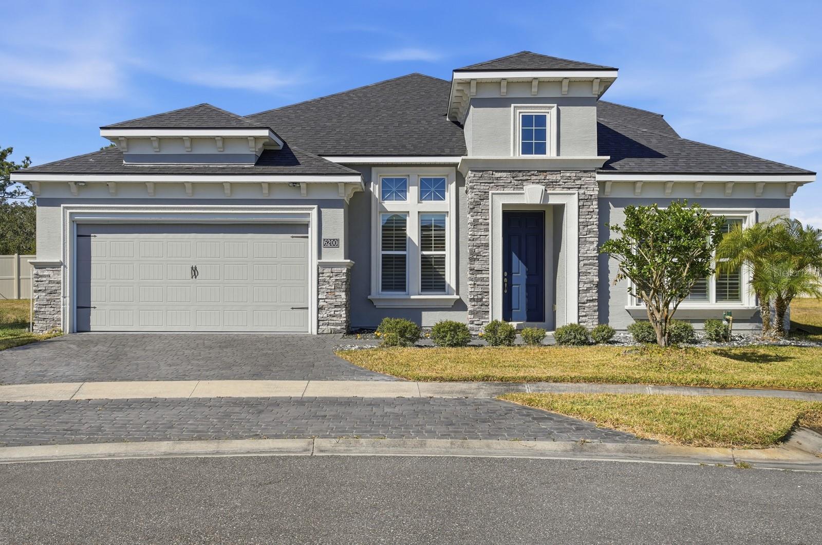 Photo of Listing #V4947125