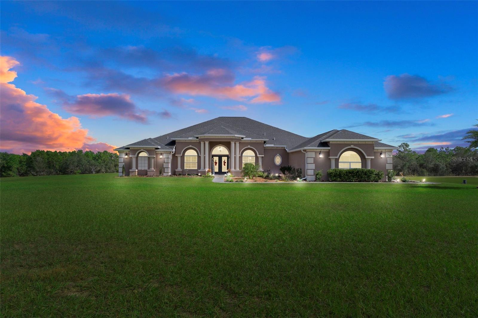 Photo of Listing #W7880443