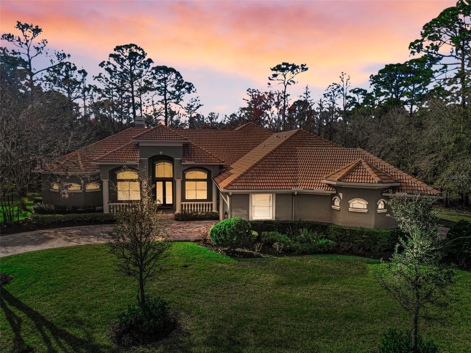 Photo of Listing #W7882649