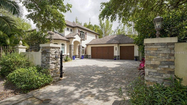 1725 Bonita Court, SARASOTA