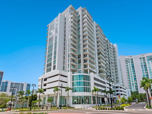 301 Quay Commons 1108, SARASOTA