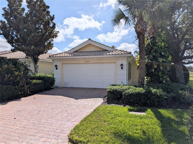 7715 Pesaro Drive, SARASOTA