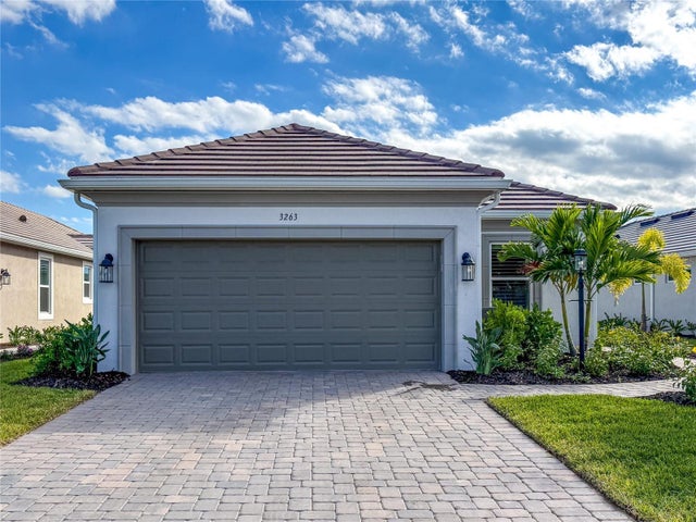 3263 Alba Circle, BRADENTON