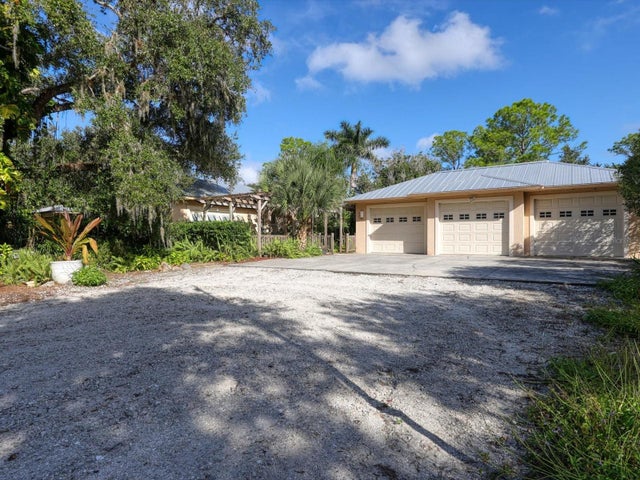 4708 Hidden River Road, SARASOTA