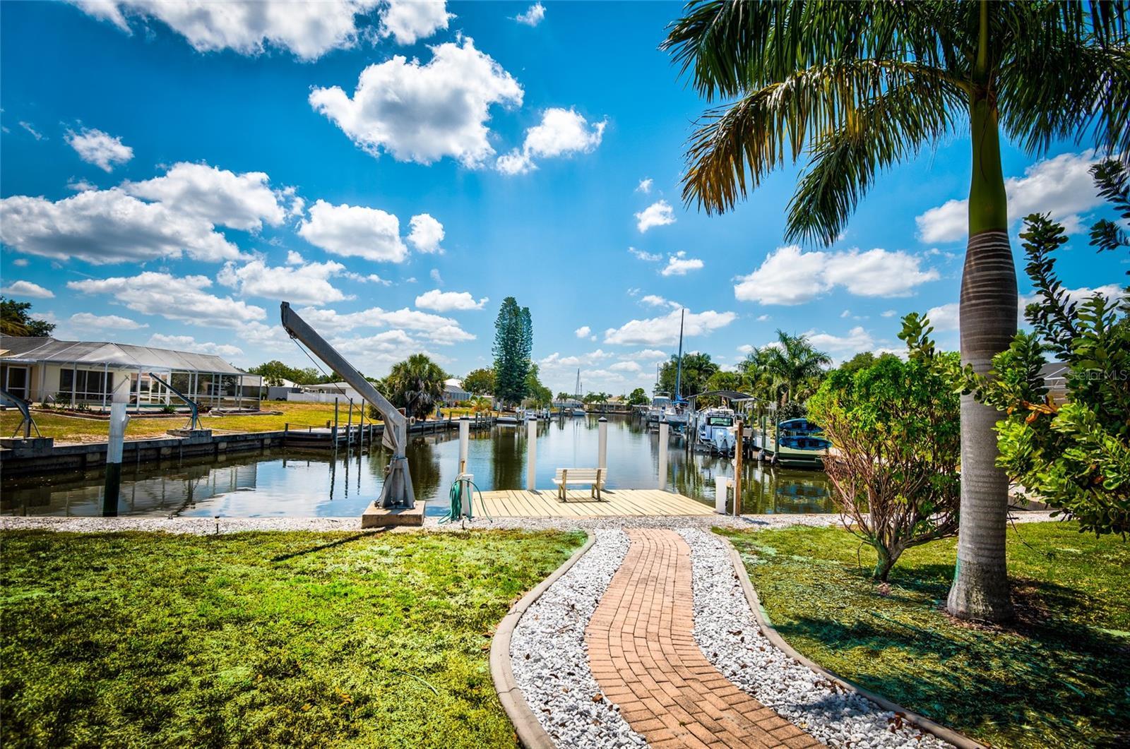 Photo of Listing #C7444398