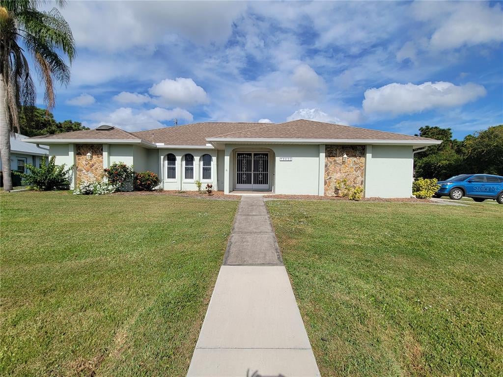 Photo of Listing #D5914946