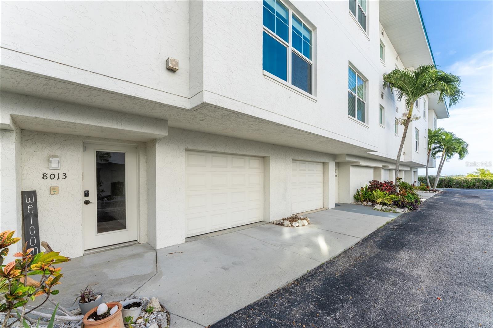 Photo of Listing #D6139047