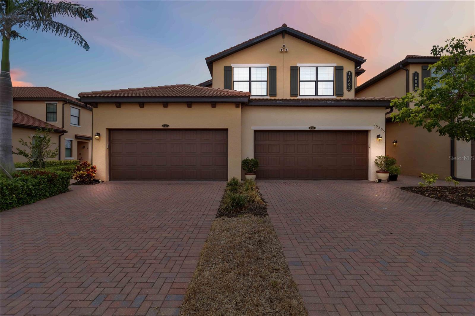 Photo of Listing #D6143300