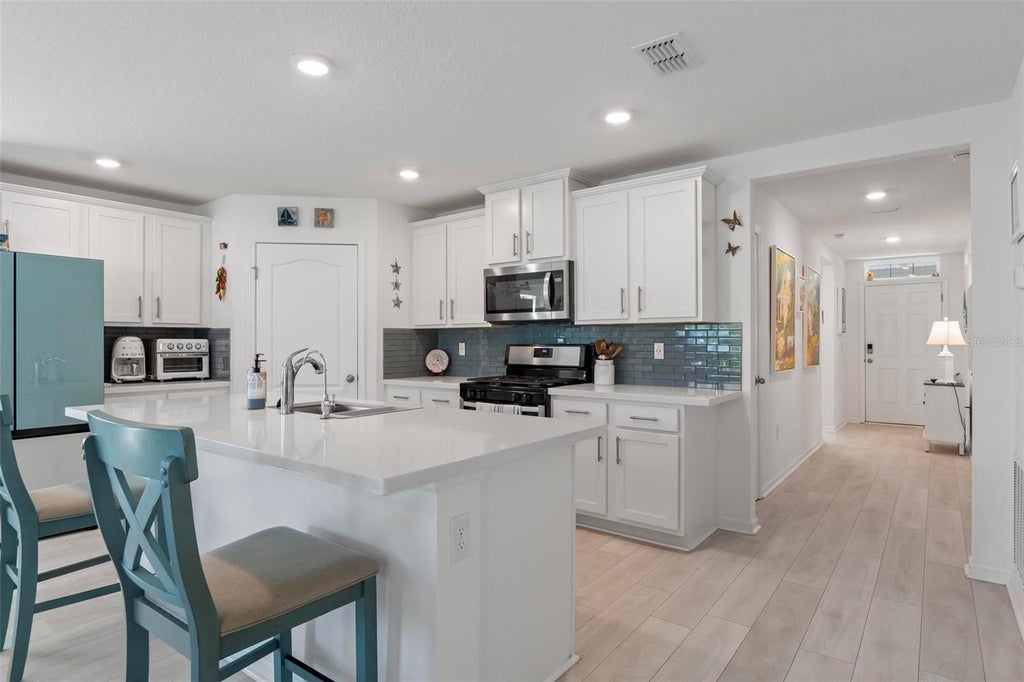 693 Grand Reserve Drive, BUNNELL Property Listing MLS® FC297914