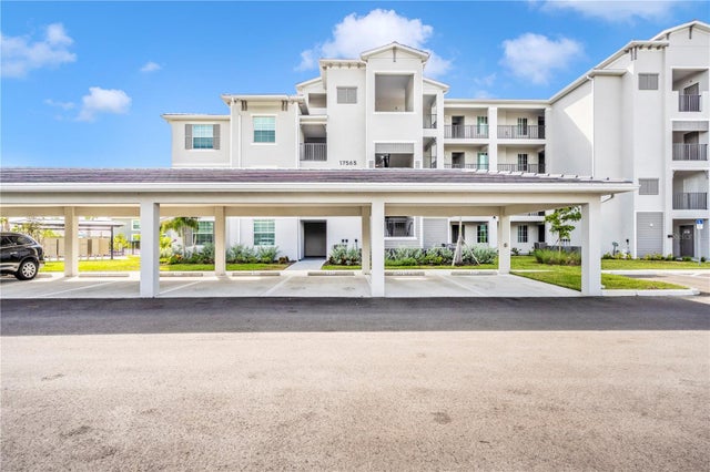 17565 Opal Sand Drive 202, VENICE