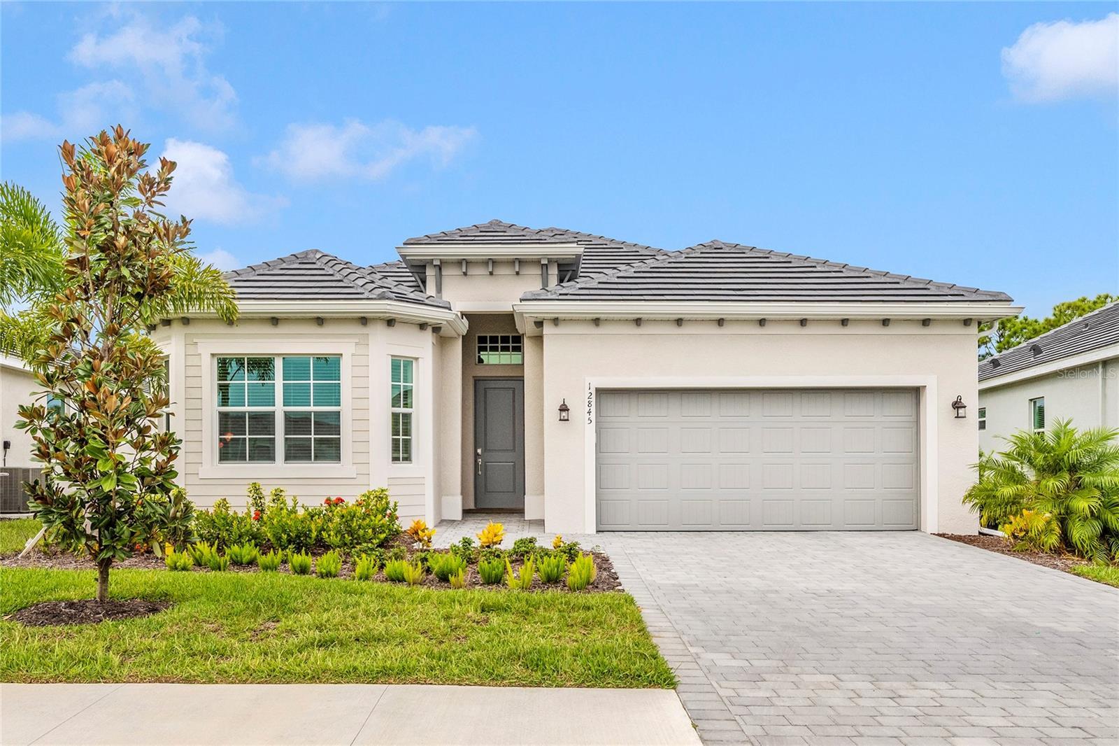 Photo of Listing #N6140383