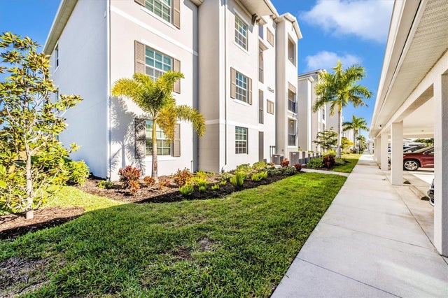 12240 Wellen Golf Street 204, VENICE