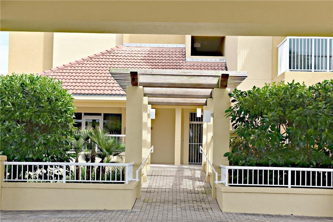 Photo of Listing #O5784497