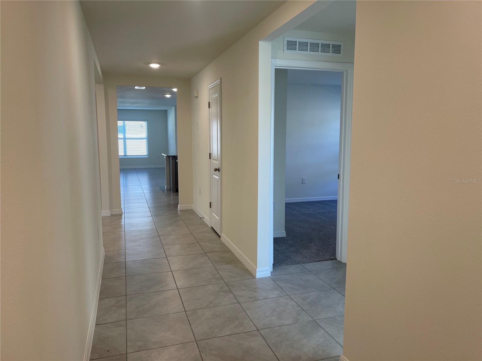 6961 Se 111Th Lane, BELLEVIEW, FL 34420 O6176846 NV Realty Group