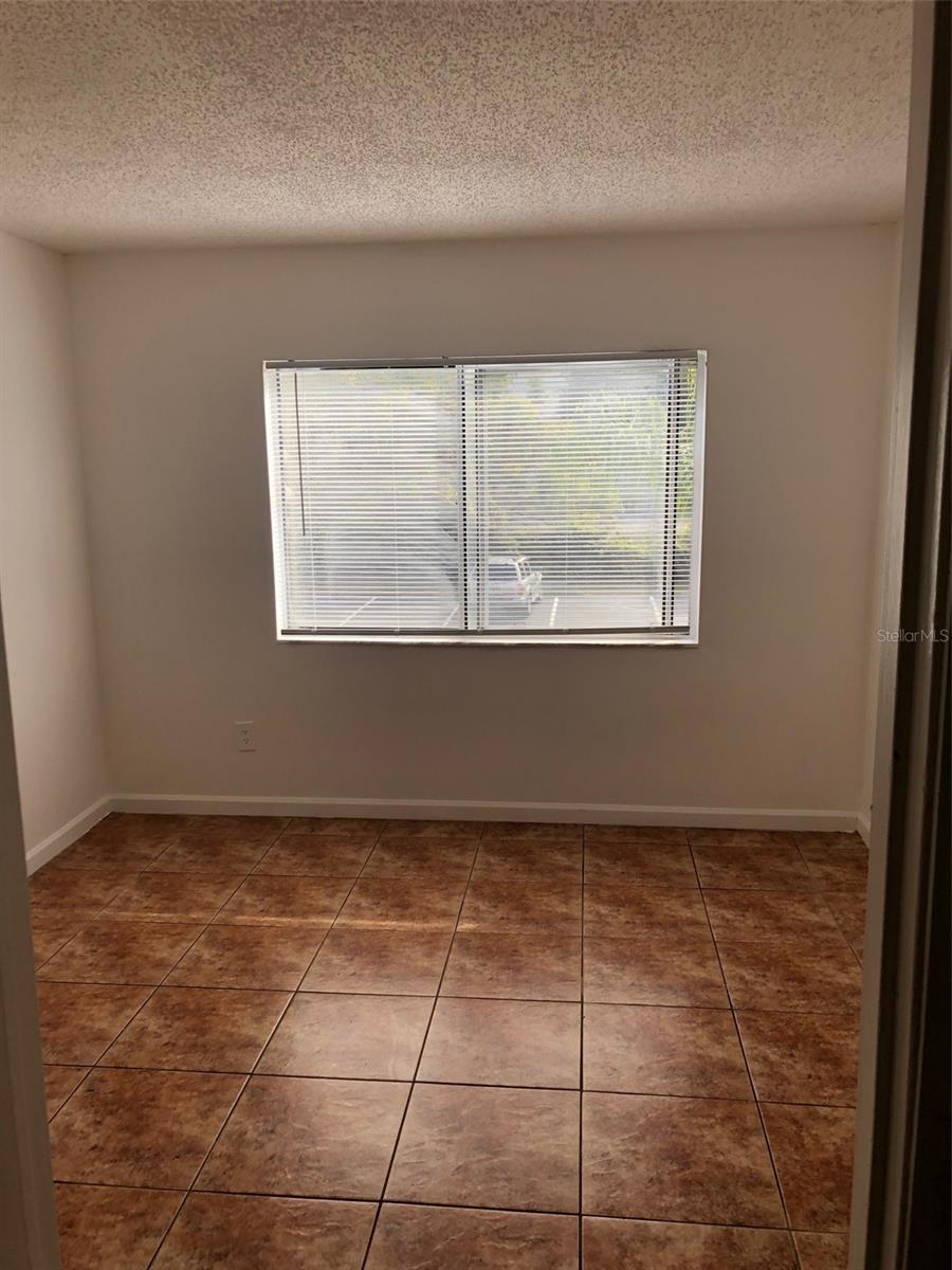 Photo of Listing #O6281197