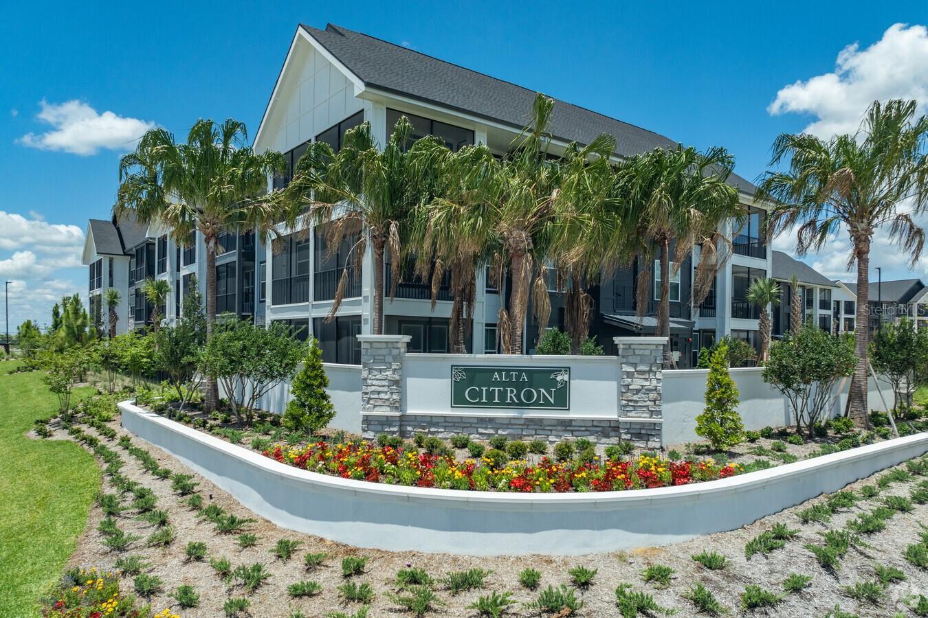 Photo of Listing #O6295921