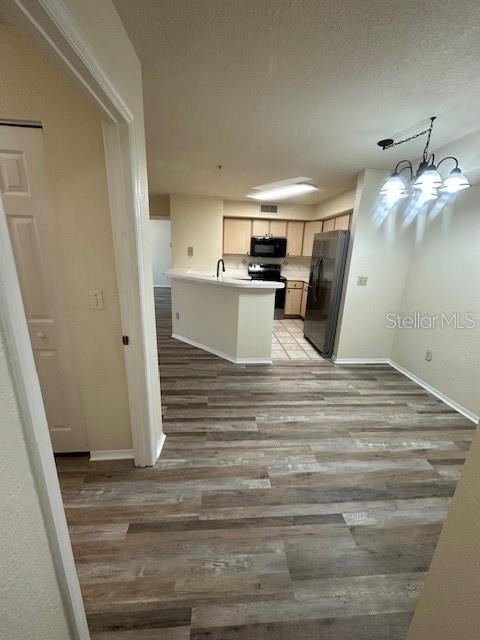Photo of Listing #O6305591