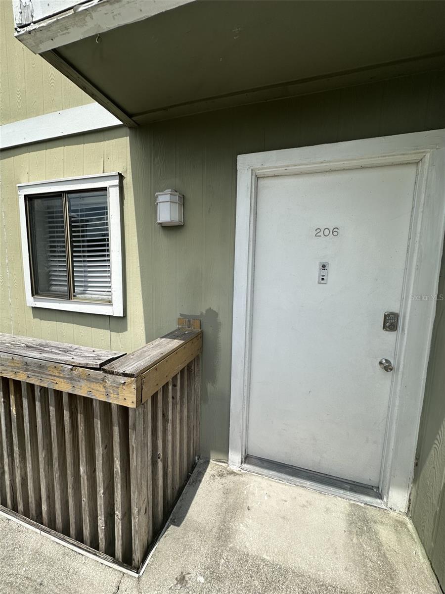 Photo of Listing #O6306911