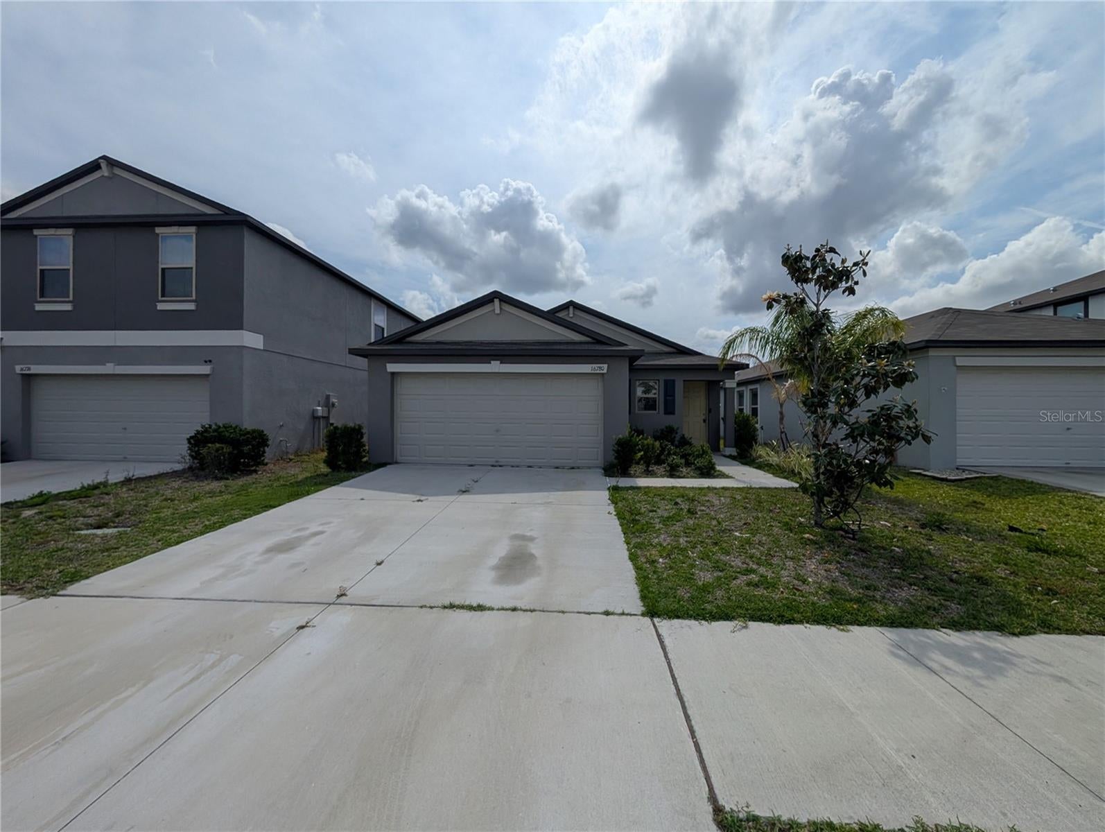 Photo of Listing #O6308179