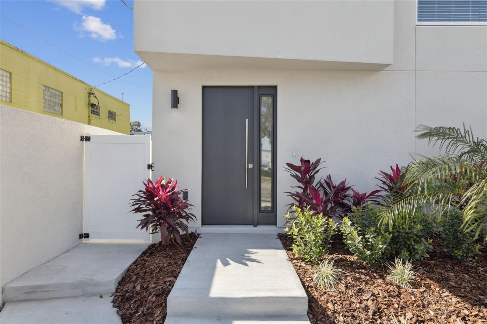 Photo of Listing #O6311875