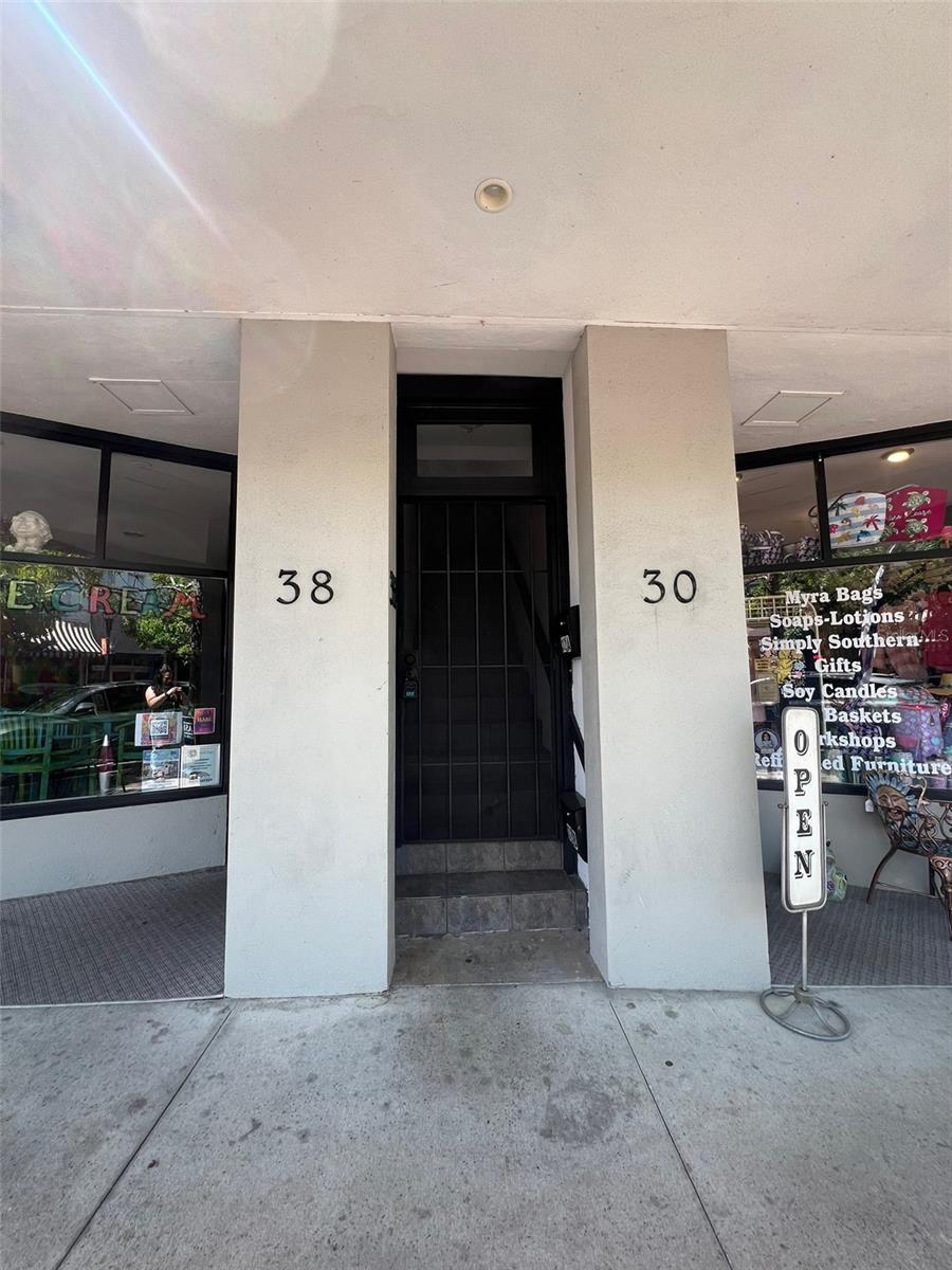 Photo of Listing #O6313956